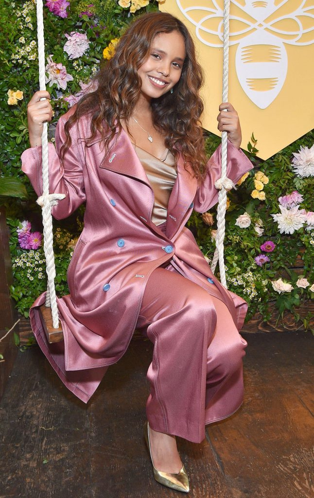 Naked Truth of '13 Reasons Why' Star – Alisha Boe – Βιογραφία