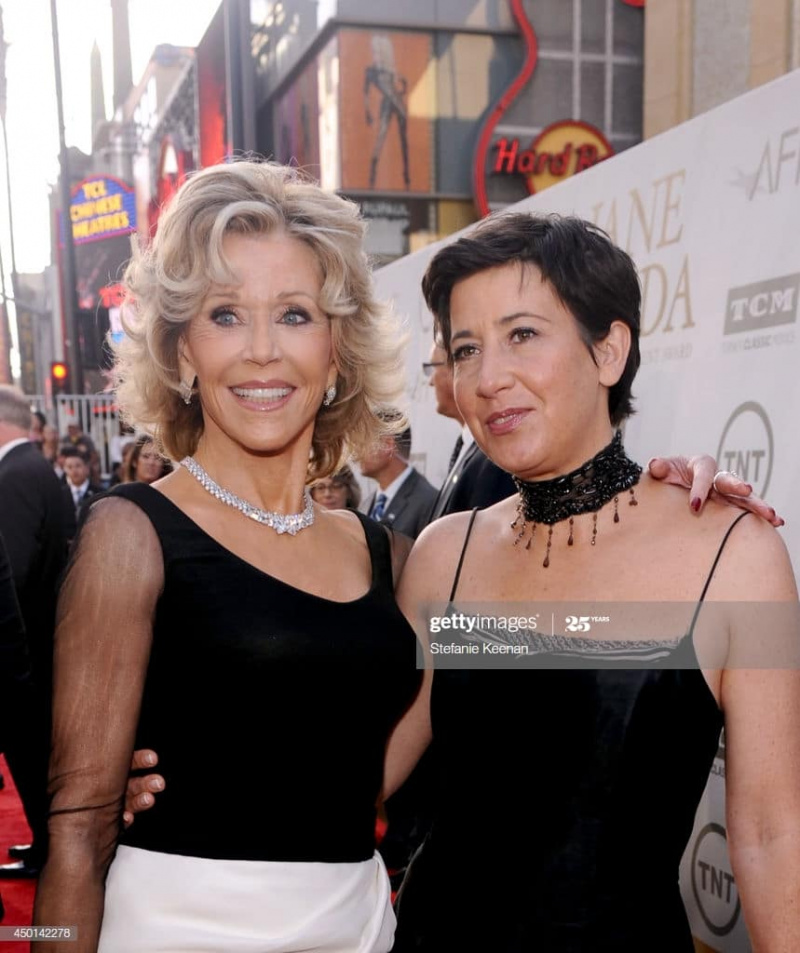 Wiki de Vanessa Vadim – Quão rica é a filha de Jane Fonda?