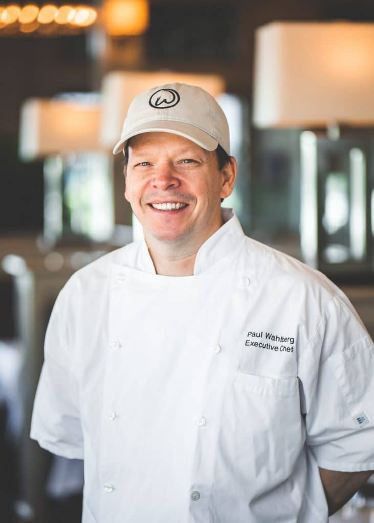 Nettowaarde van Paul Wahlberg, vrouw, beroemde broers en zussen, kanker