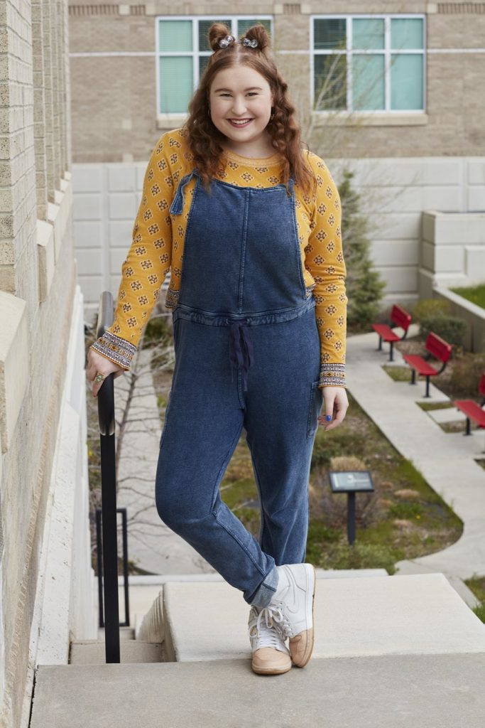 Kdo je Julia Lester? Věk, výška, čistá hodnota, rodina, životopis