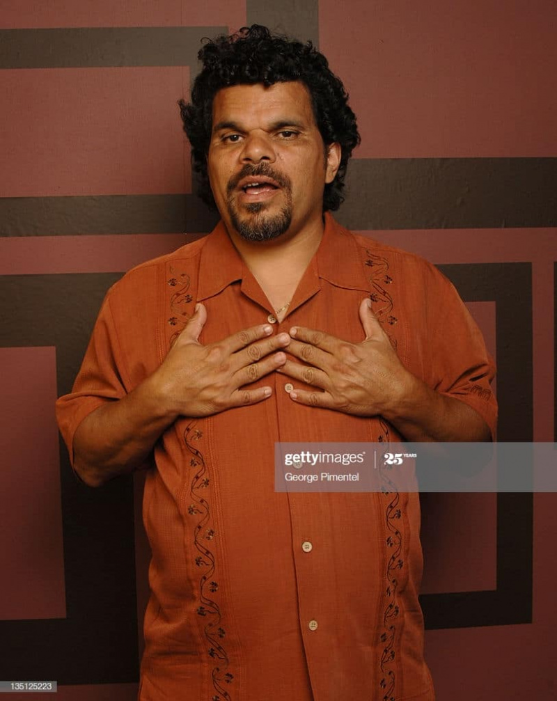 Quão rico é o famoso ator fodão Luis Guzman? Esposa, Filhos