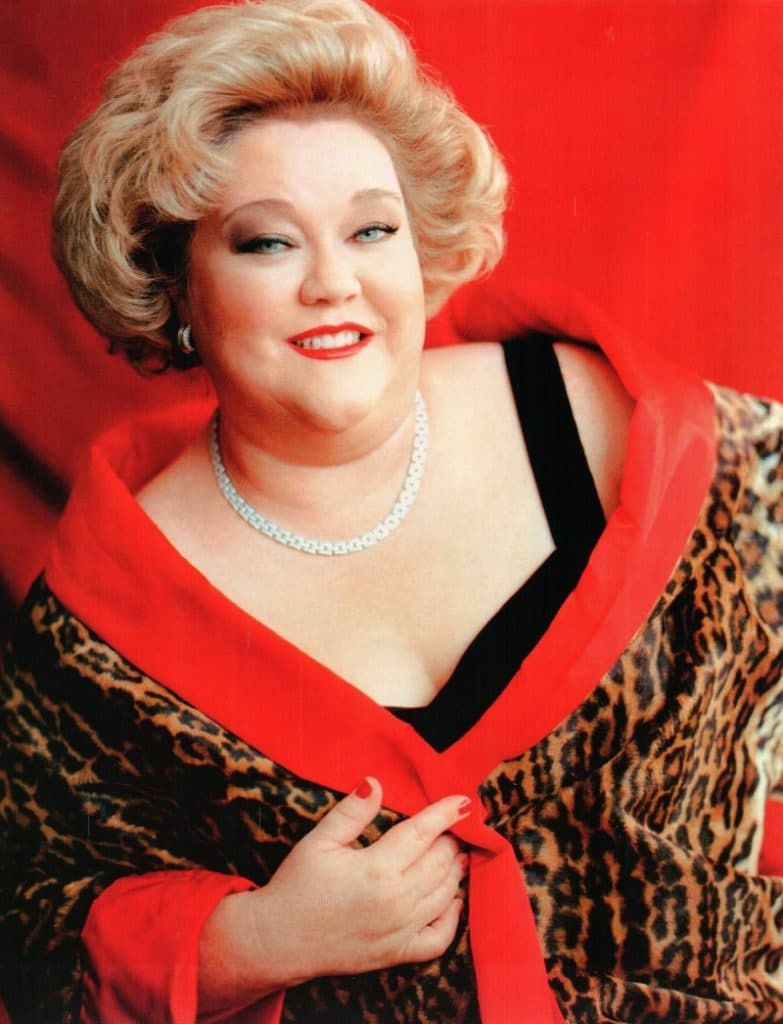 Čistá hodnota Kathy Kinneyové, hubnutí, manžel – biografie