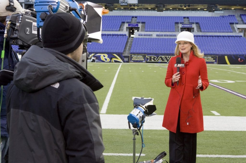 Wat is er met Wendi Nix (ESPN) gebeurd? Echtgenoot, Salaris, Wiki