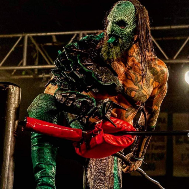 Kas ir Luchasaurus (WWE)? Īsta seja, trauma, augums, Wiki
