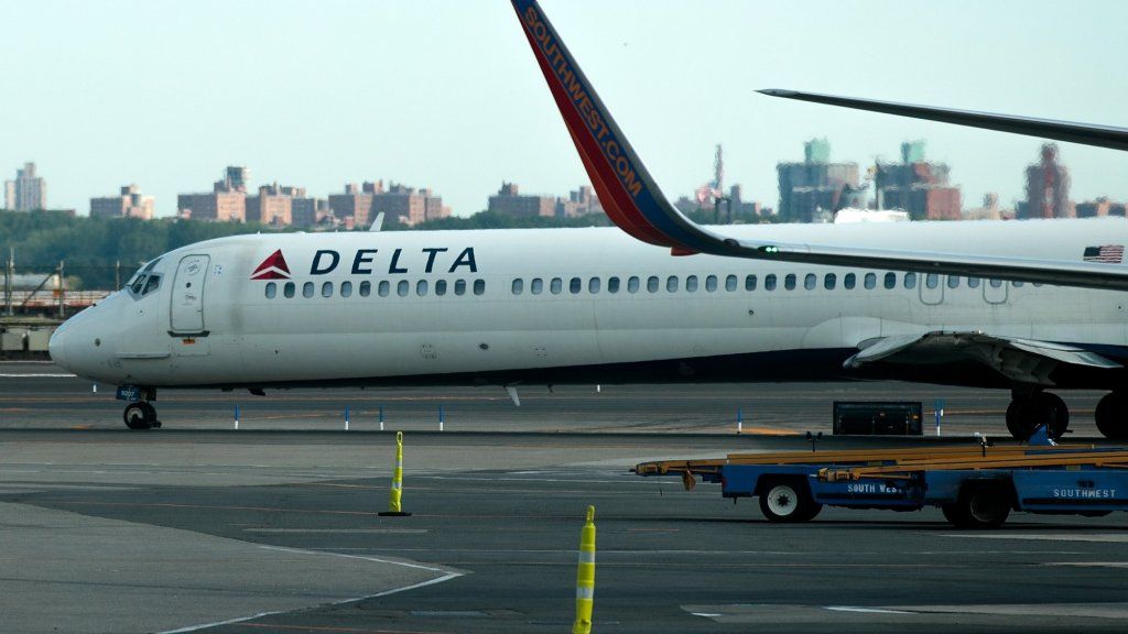 Delta z nekaterih čezatlantskih letov odstranjuje nekaj neverjetno osnovnega