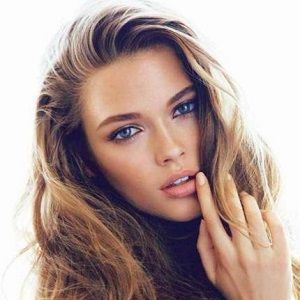 Samantha Burton Bio