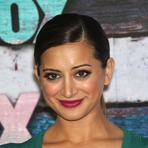 Noureen DeWulf Bio