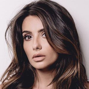 Mikaela Hoover Bio