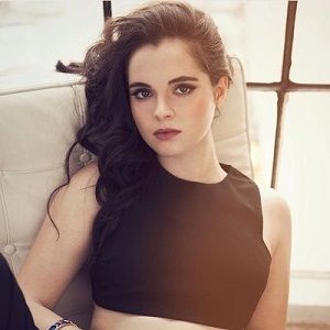 Vanessa Marano Bio