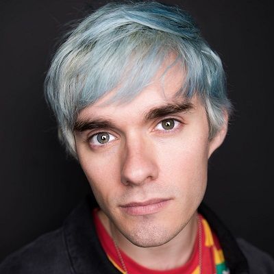 Awsten Knight Bio