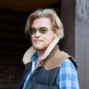 Daryl Hall Bio
