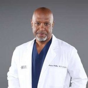 Biografia de James Pickens Jr.
