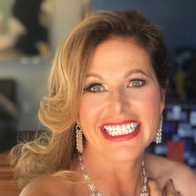 Elizabeth Shatner Bio
