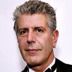 Entonijs Burdēns Bio