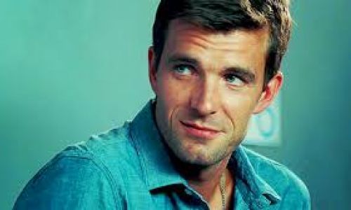 Lucas Bryant Bio