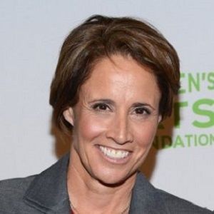 Mary Carillo Bio