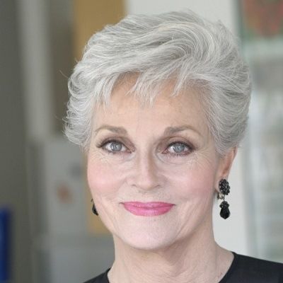 Lee Meriwether Bio