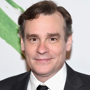 Robert Sean Leonard Bio
