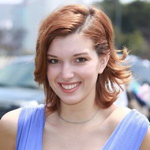 Dani Thorne Bio