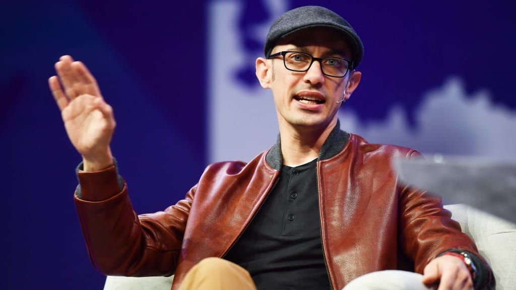 Основател на Shopify: Това са 2-те книги, които ме превърнаха в милиардер