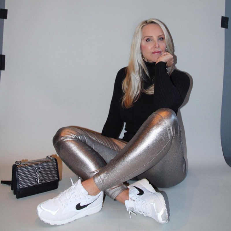 La veritat no contada de la núvia de Bill Belichick - Linda Holliday