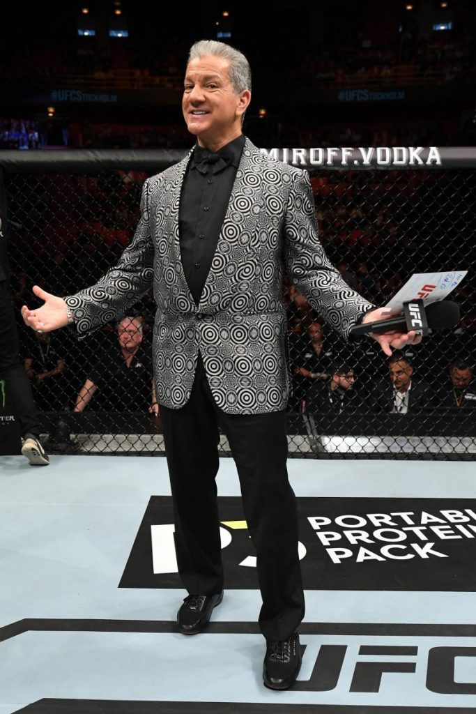 Kolik Bruce Buffer vydělává? Čistá hodnota, plat, bratr, bio
