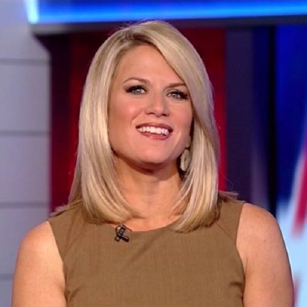 The Fox News Host, Martha MacCallum en haar man, Daniel John Gregory ontkennen de geruchten over echtscheiding !! Het fascinerende leven en de carrière van MacCallum