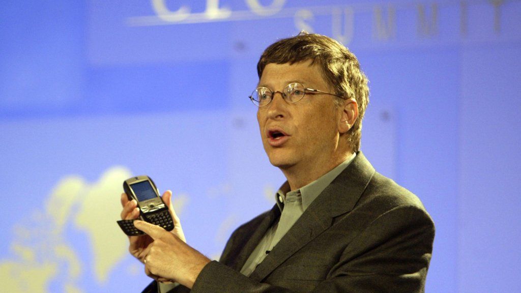 Bill Gates nói đây là độ tuổi 'an toàn nhất' để cho trẻ em sử dụng điện thoại thông minh