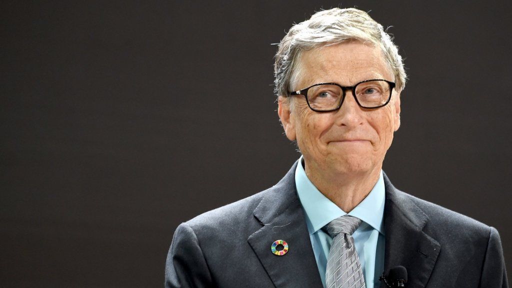 Bill Gates, một ông già Noel bí mật của Reddit, đã gửi cho một người phụ nữ ở Michigan một gói quà trị giá 81 bảng Anh