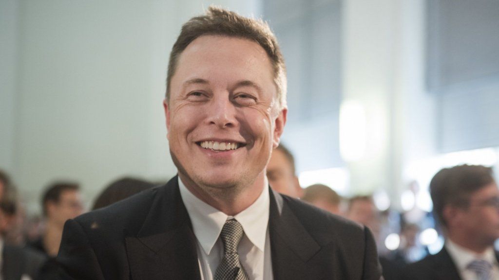 Elon Musk a fiataloknak és a nagyravágyóknak: A készségek fokozatoknál is többet számítanak