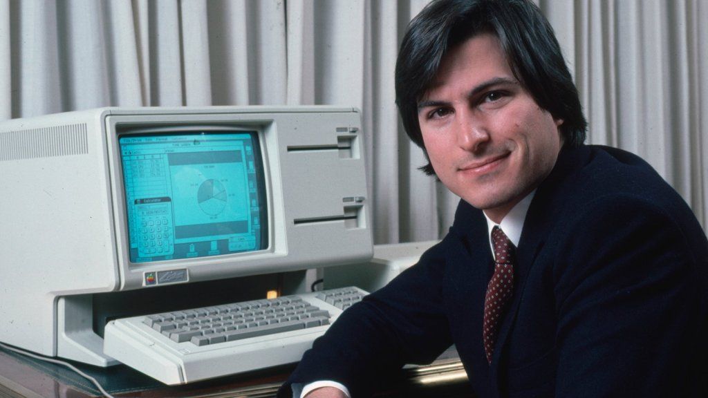 Un joven Steve Jobs dio una vez esta invaluable lección de liderazgo. Aquí está en unas pocas frases