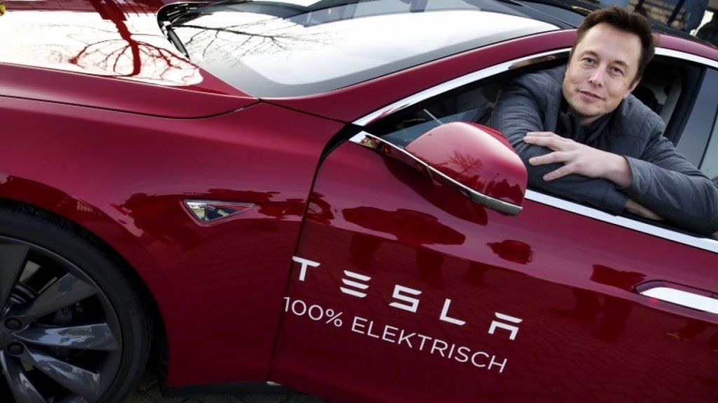 35 Elektromos tények Elon Muskról
