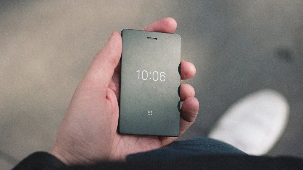 Denne telefonen koster $ 250 og kan knapt gjøre noe. Her er hvorfor folk kjøper det