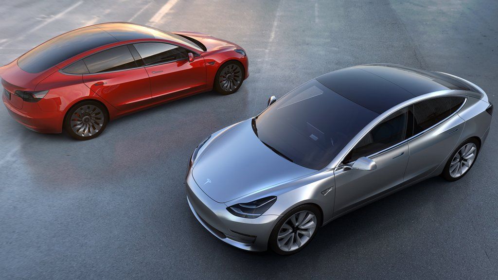 Como as encomendas do Tesla Model 3 totalizaram US $ 12 bilhões em um fim de semana