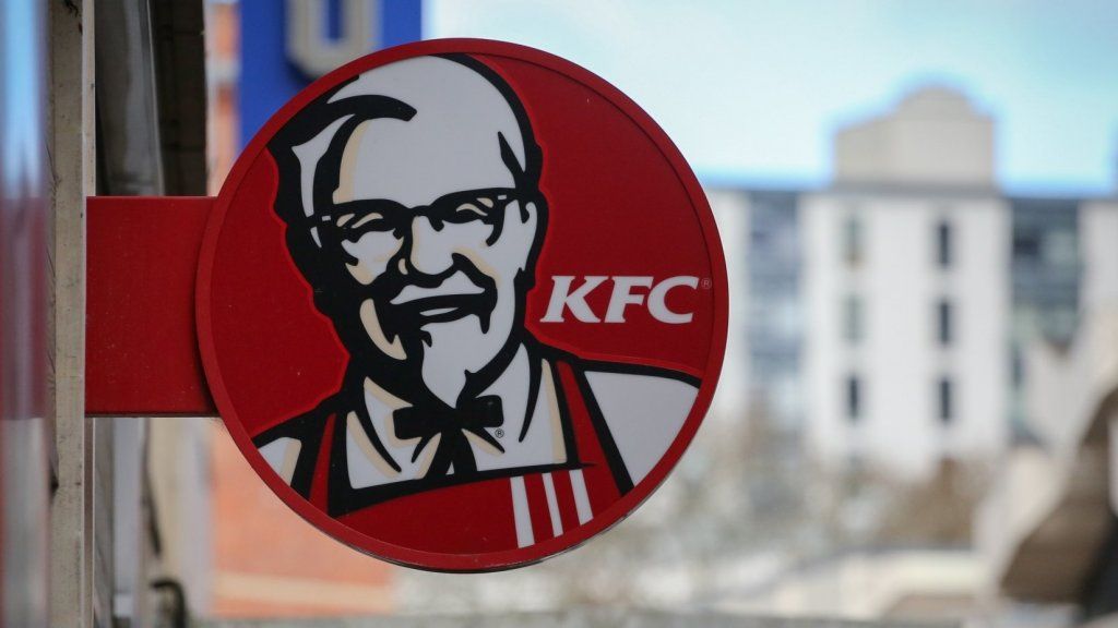 KFC только что представила потрясающий новый продукт, который представляет огромную угрозу для Popeyes, Chick-fil-A и McDonald's
