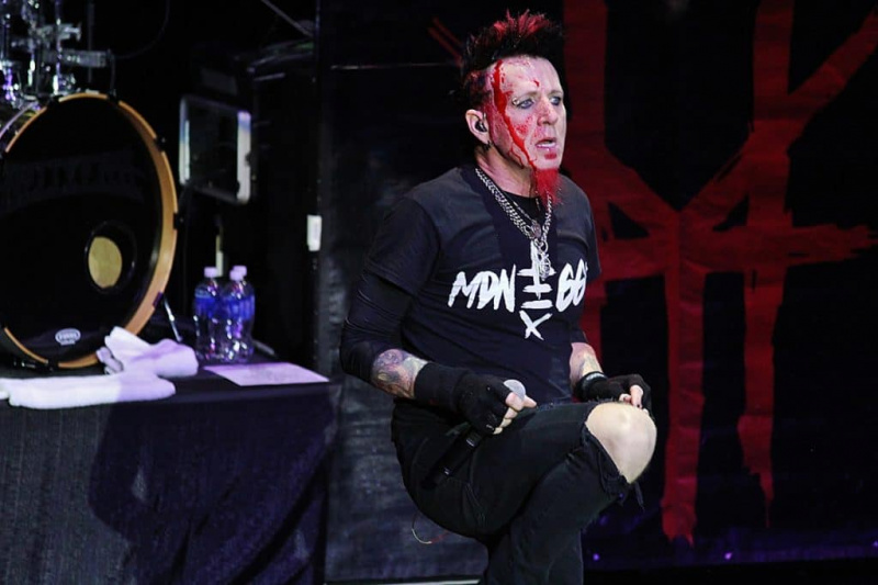 Chad Grayn (Mudvayne) nettoarvo, vaimo. Kuollut vai vielä elossa?