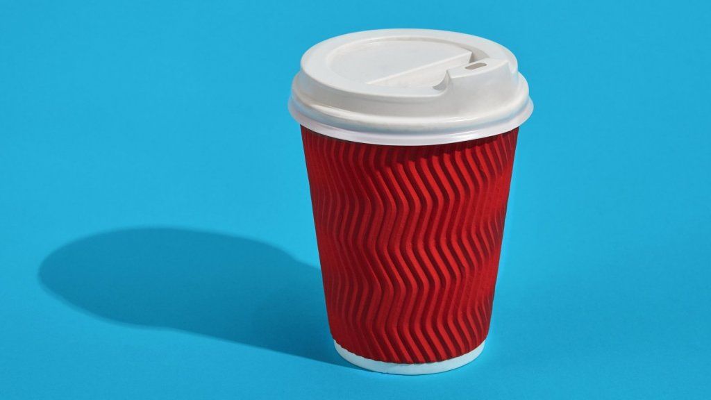 A melhor hora do dia para beber café, de acordo com a ciência