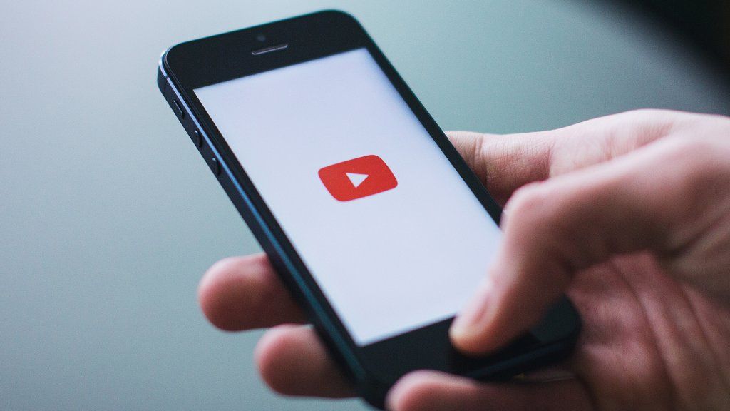 Az új YouTube-szabályok segítenek a hirdetőknek, de nem kis alkotóknak vagy nézőknek