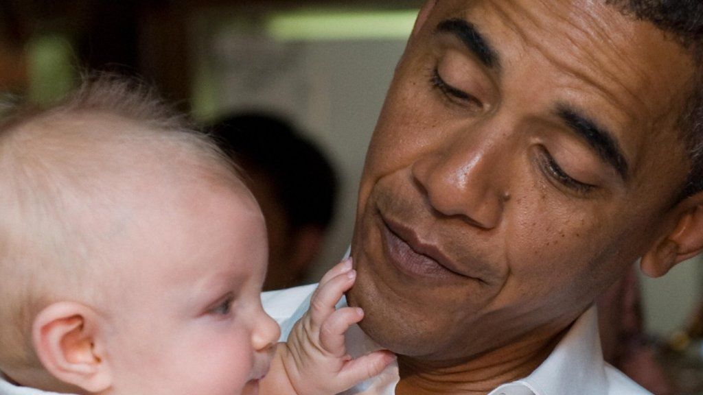 Στο Tweet του Charlottesville, ο Barack Obama κάνει ό, τι κάνουν όλοι οι μεγάλοι ηγέτες (και οι περισσότεροι άνθρωποι δεν μπορούν)