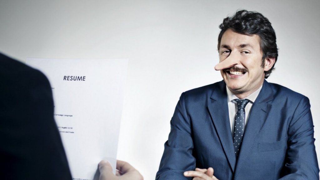 7-krat je popolnoma v redu, če lažete v službi