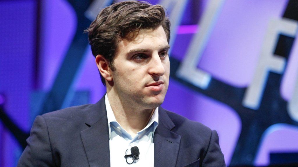 Brian Chesky von Airbnb: Wenn 100 Leute dein Produkt lieben, ist das genug