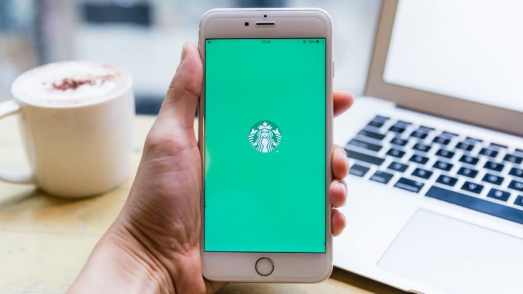 Starbucks bedacht een briljant plan om geld te lenen van klanten (zonder iemand boos te maken)
