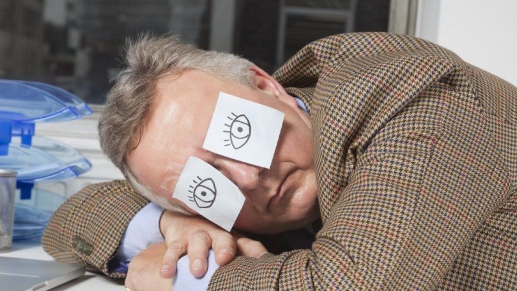 5 manieren om een ​​powernap op het werk te doen